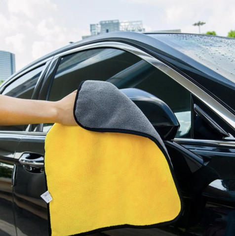 Kétoldalú autó törölközõ